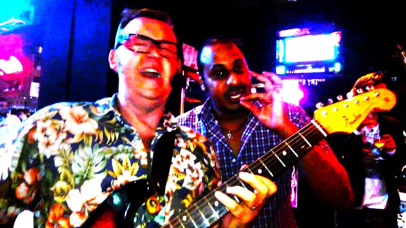 GOTH perform live photo.